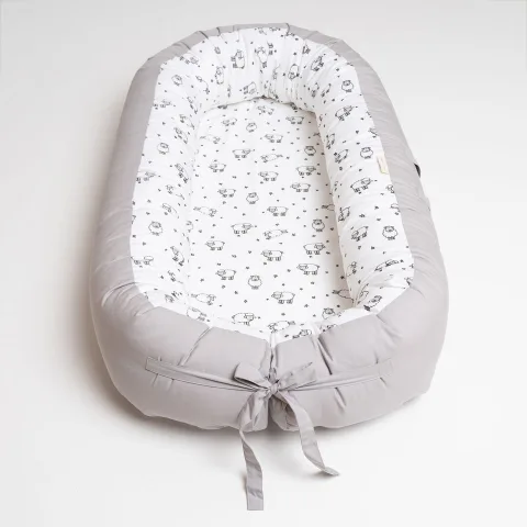Cozy nest Slip cover - Counting Sheep