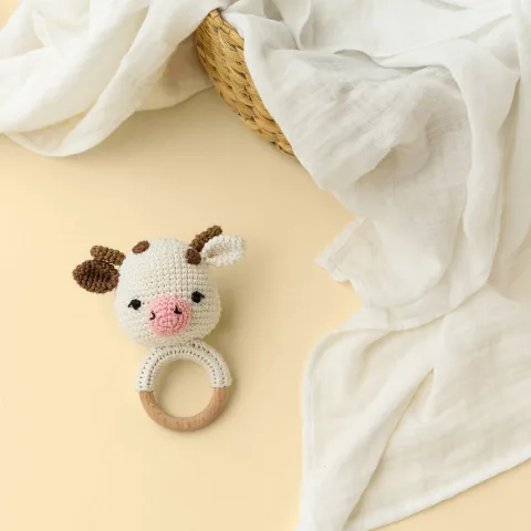 Amba Rattle With Cream Swaddle