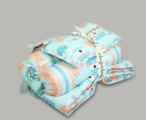 Sailer Boat Print Cot Set