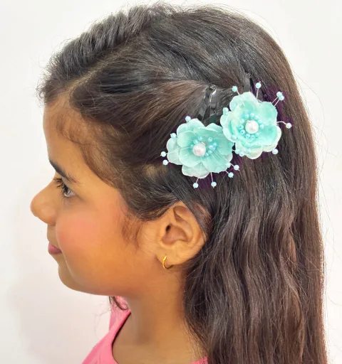 Daisy Pearls Hair Clips