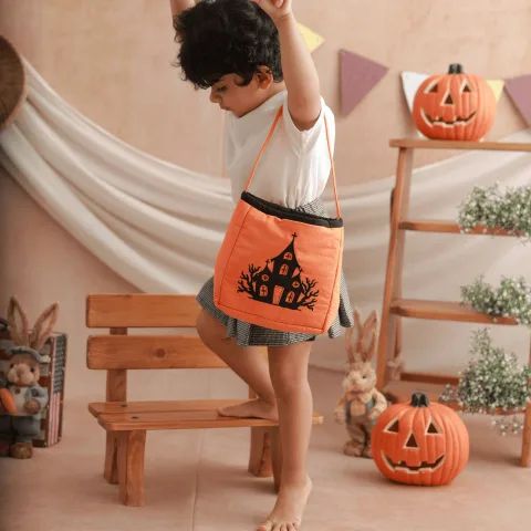 Halloween Haunted House Basket